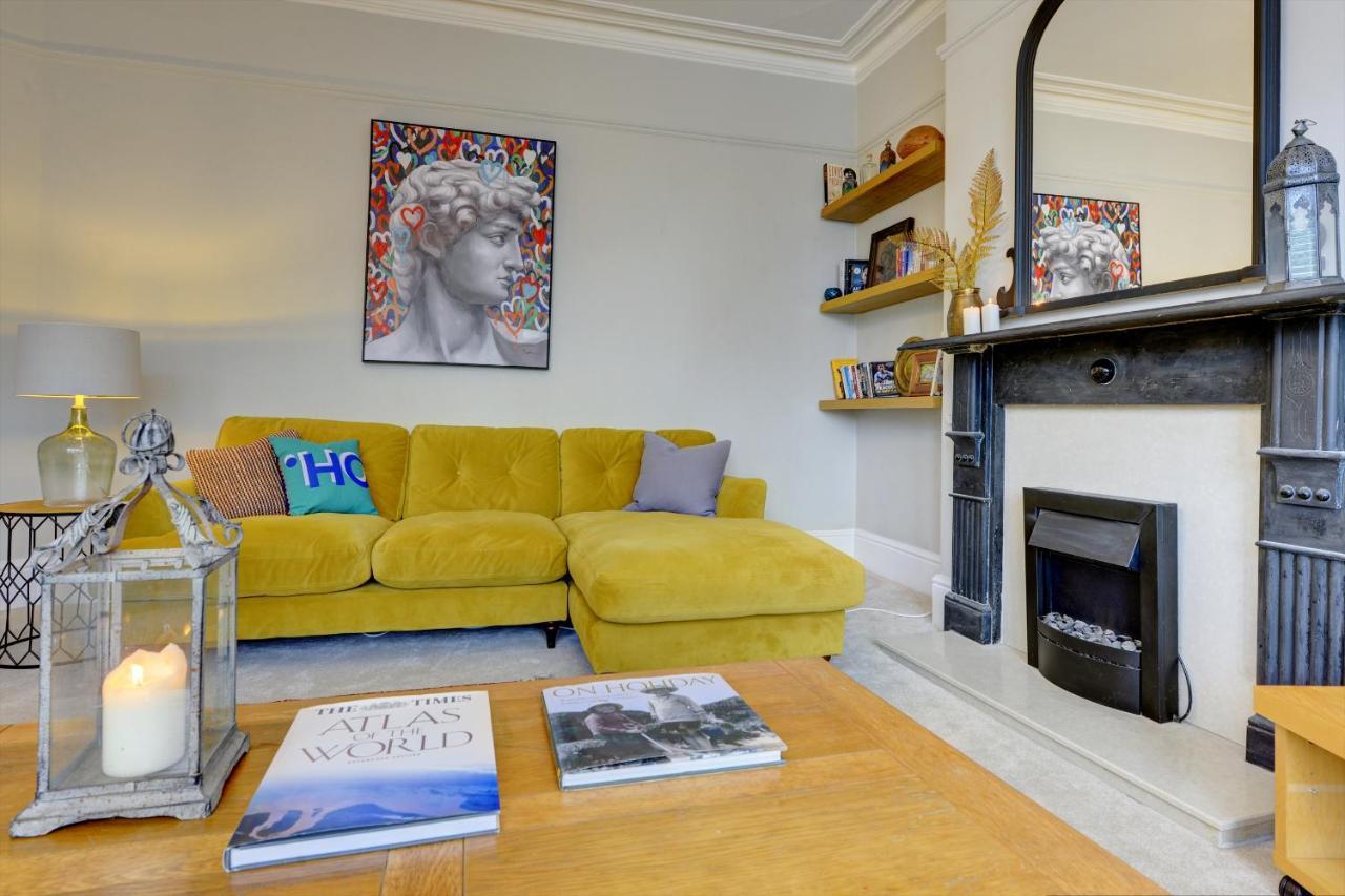 Stylish 2 Bedroom Maisonette With Parking Harrogate Kültér fotó
