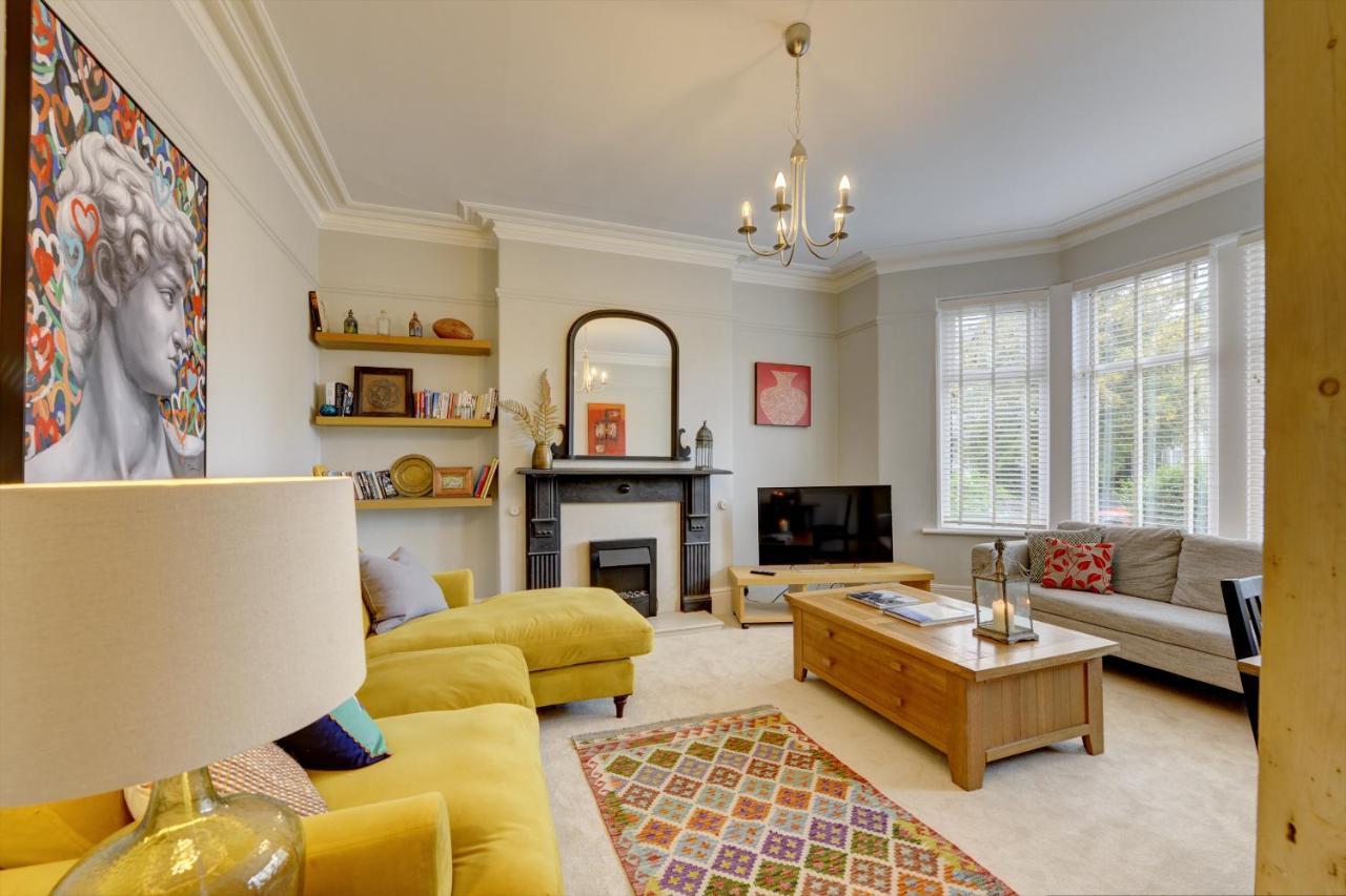 Stylish 2 Bedroom Maisonette With Parking Harrogate Kültér fotó