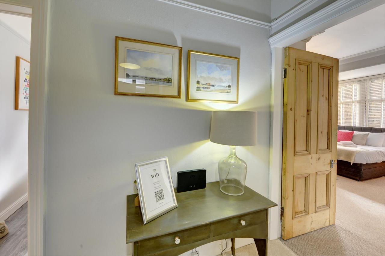 Stylish 2 Bedroom Maisonette With Parking Harrogate Kültér fotó